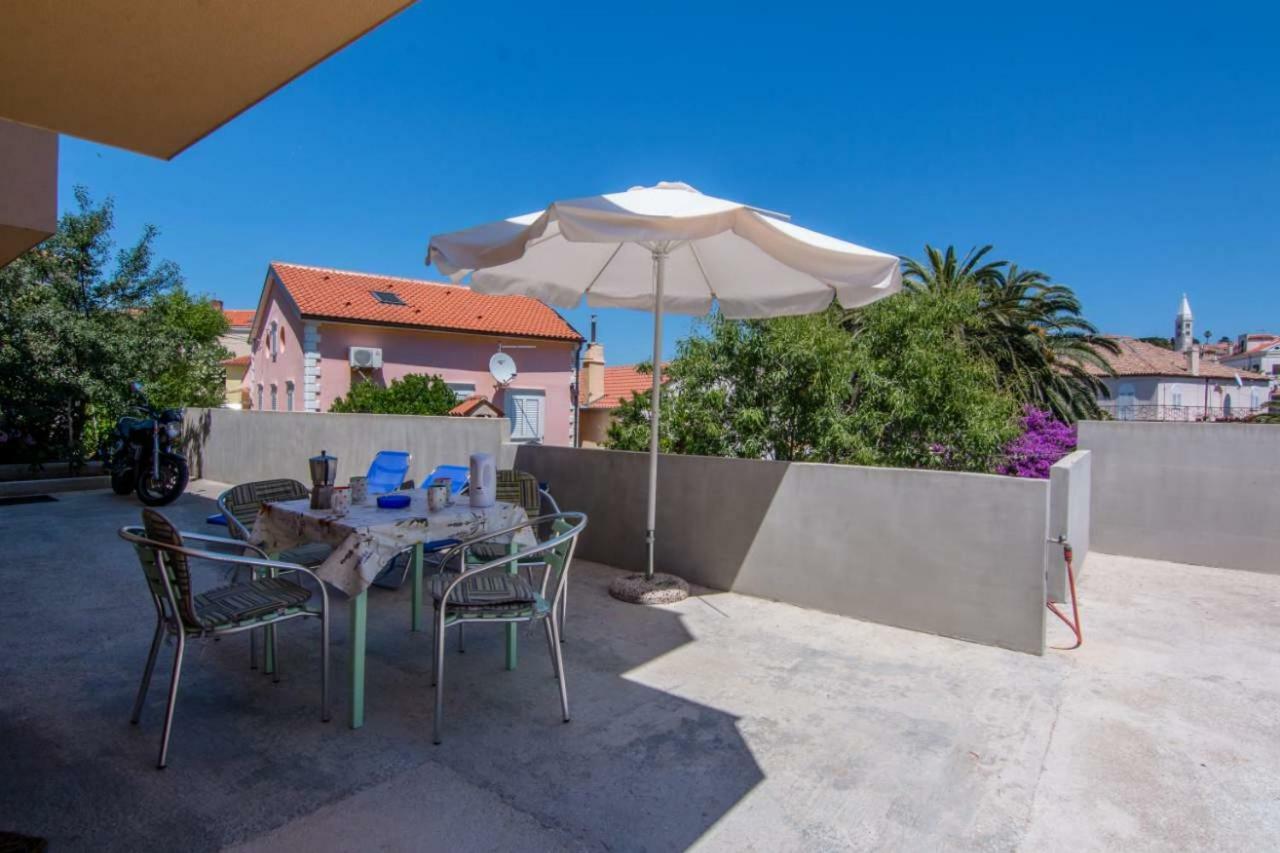 Apartments Villa Forida مالي لوشينغْ المظهر الخارجي الصورة