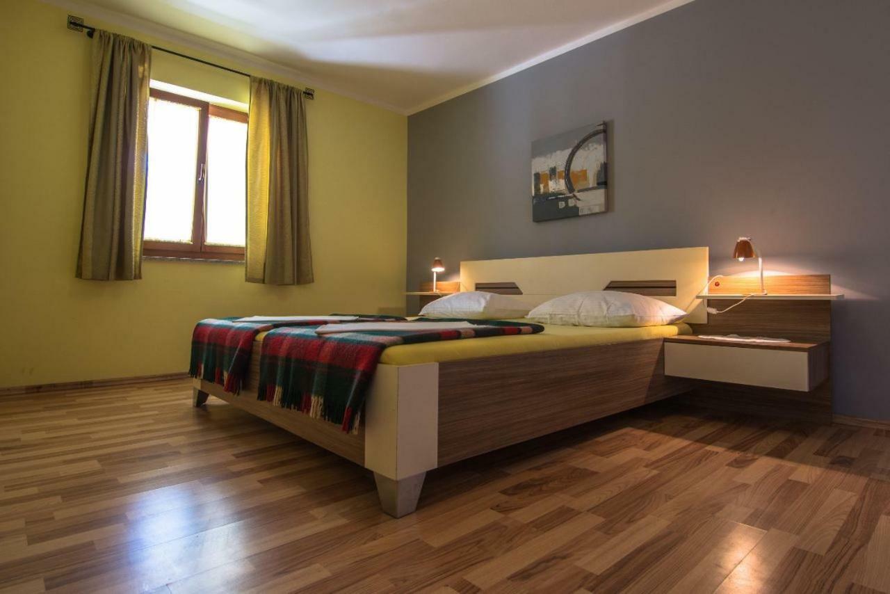 Apartments Villa Forida مالي لوشينغْ المظهر الخارجي الصورة